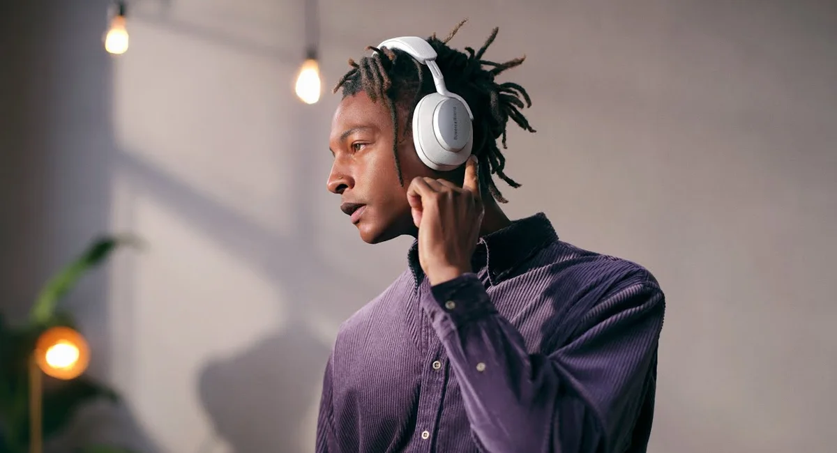 Vastamelukuulokkeet testissä Vastamelukuulokkeet testissä