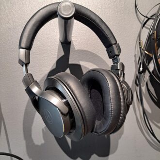 Audio-Technica ATH-DSR7BT musta