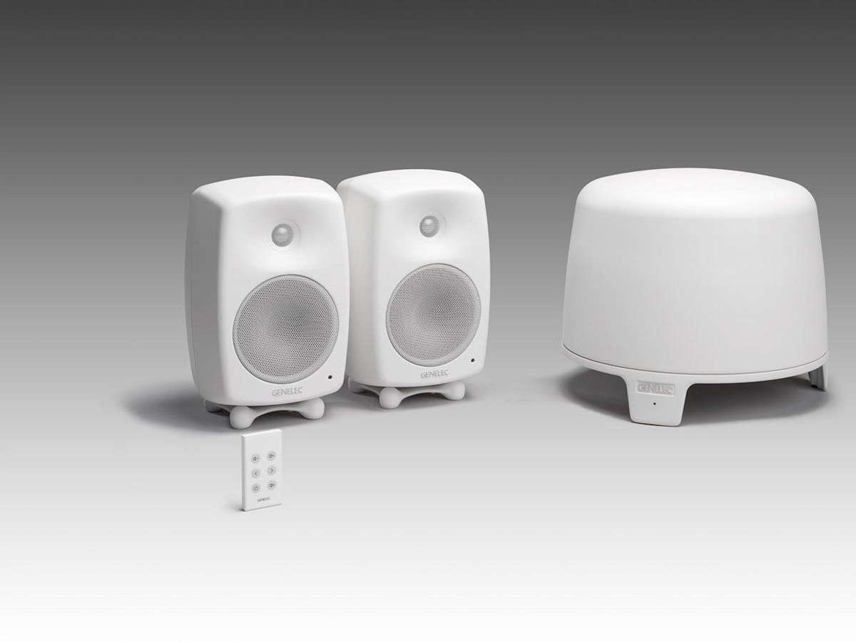 Genelec F Two aktiivisubwoofer Genelec G Three -kaiuttimien kanssa