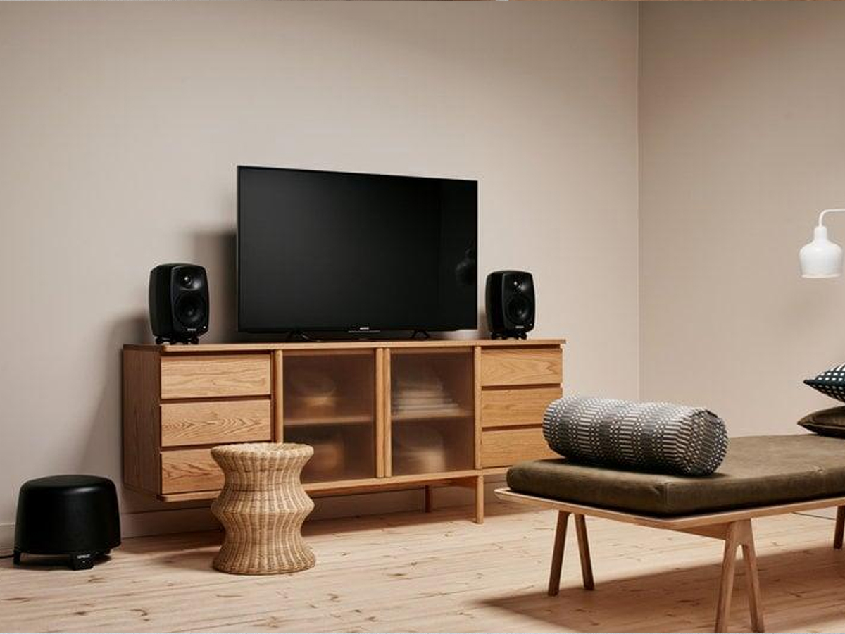 Genelec G Three ja F Two 2.1-kaiutinpaketti