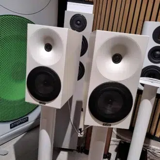 Amphion Argon3S jalustakaiutinpari, valkoinen