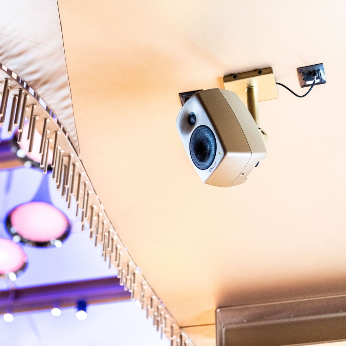 Genelec kattotelineet kuva