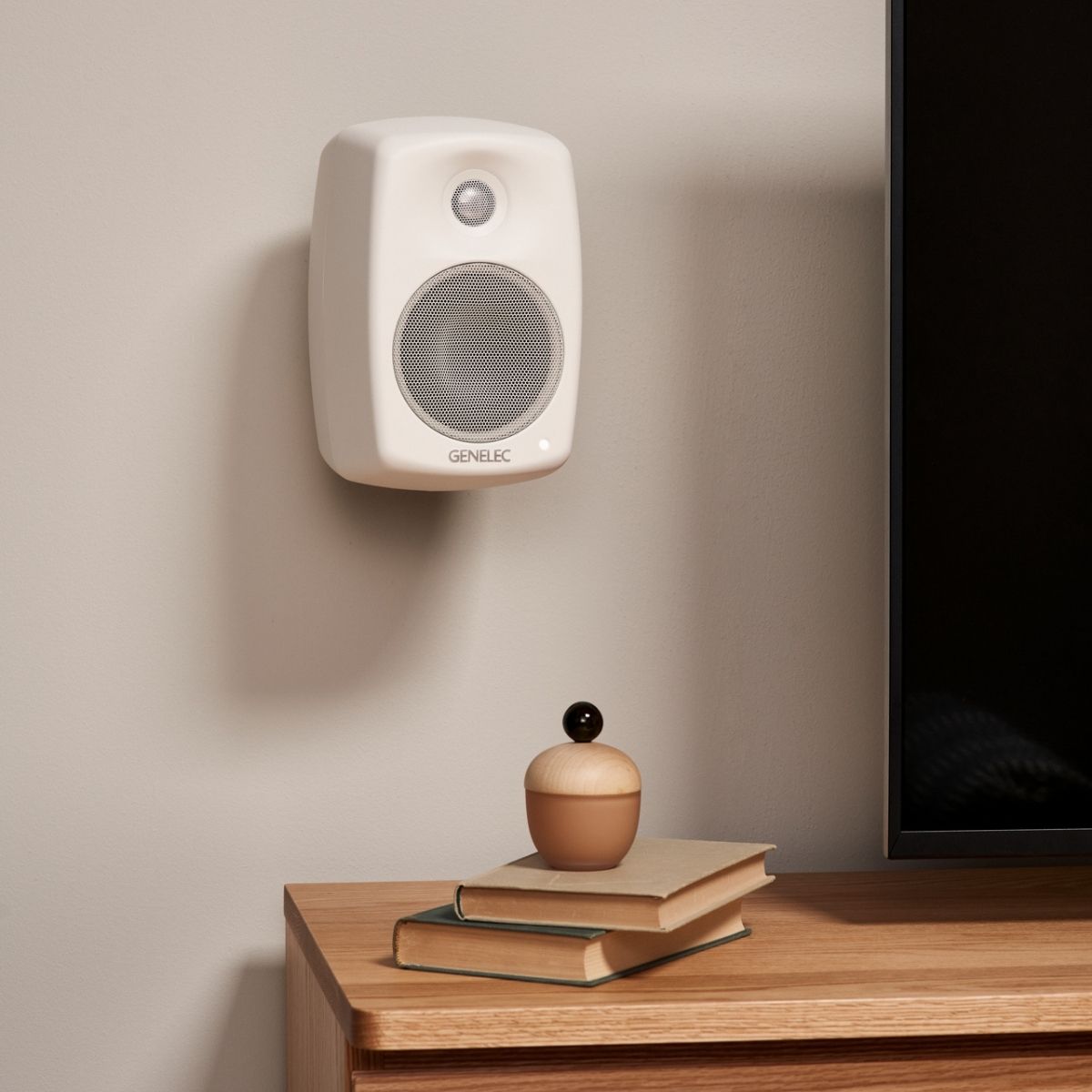 Genelec seinätelineet ja seinäkiinnikkeet kuva