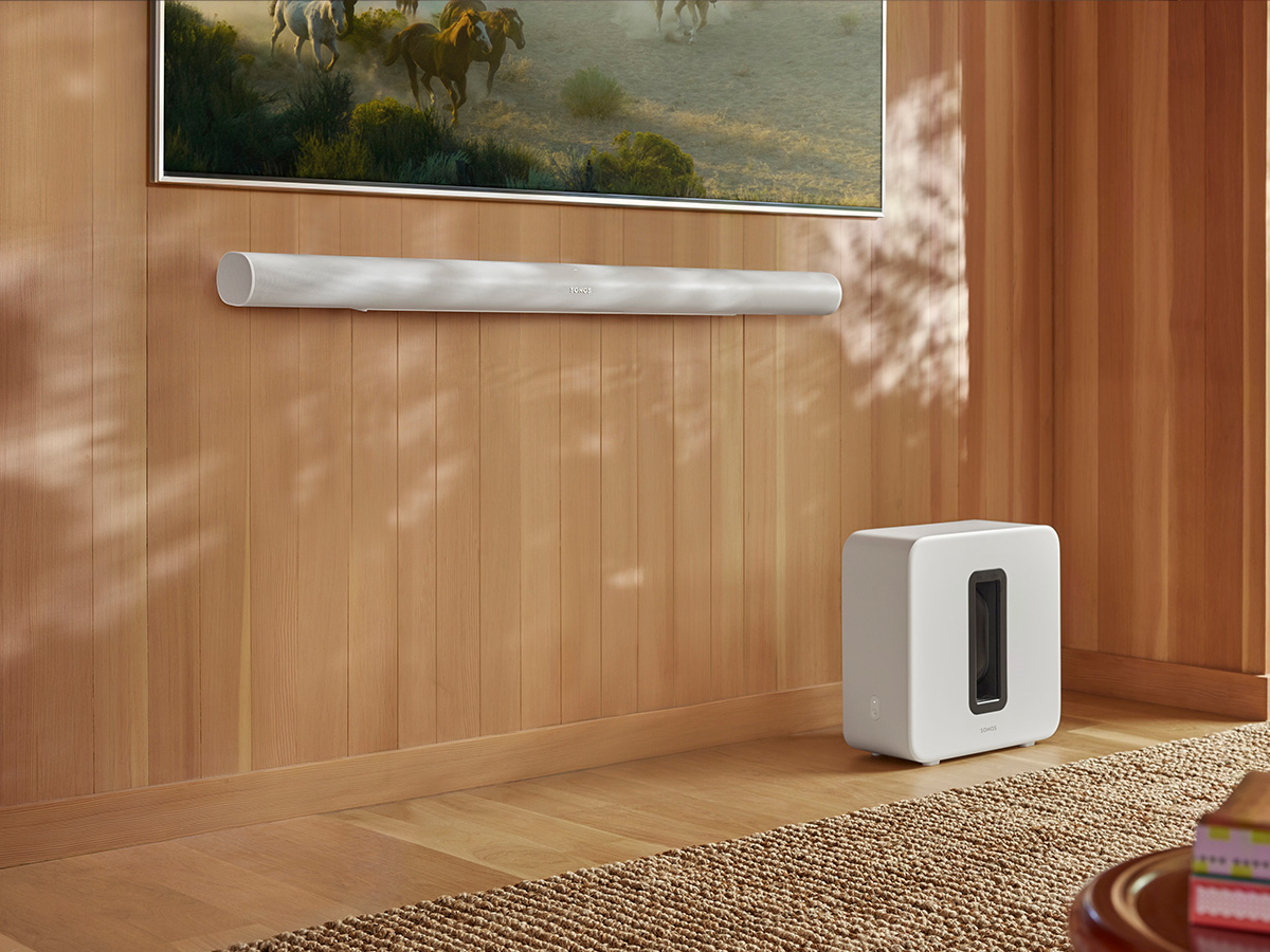 sonos sub4 ja arc ultra olohuoneessa
